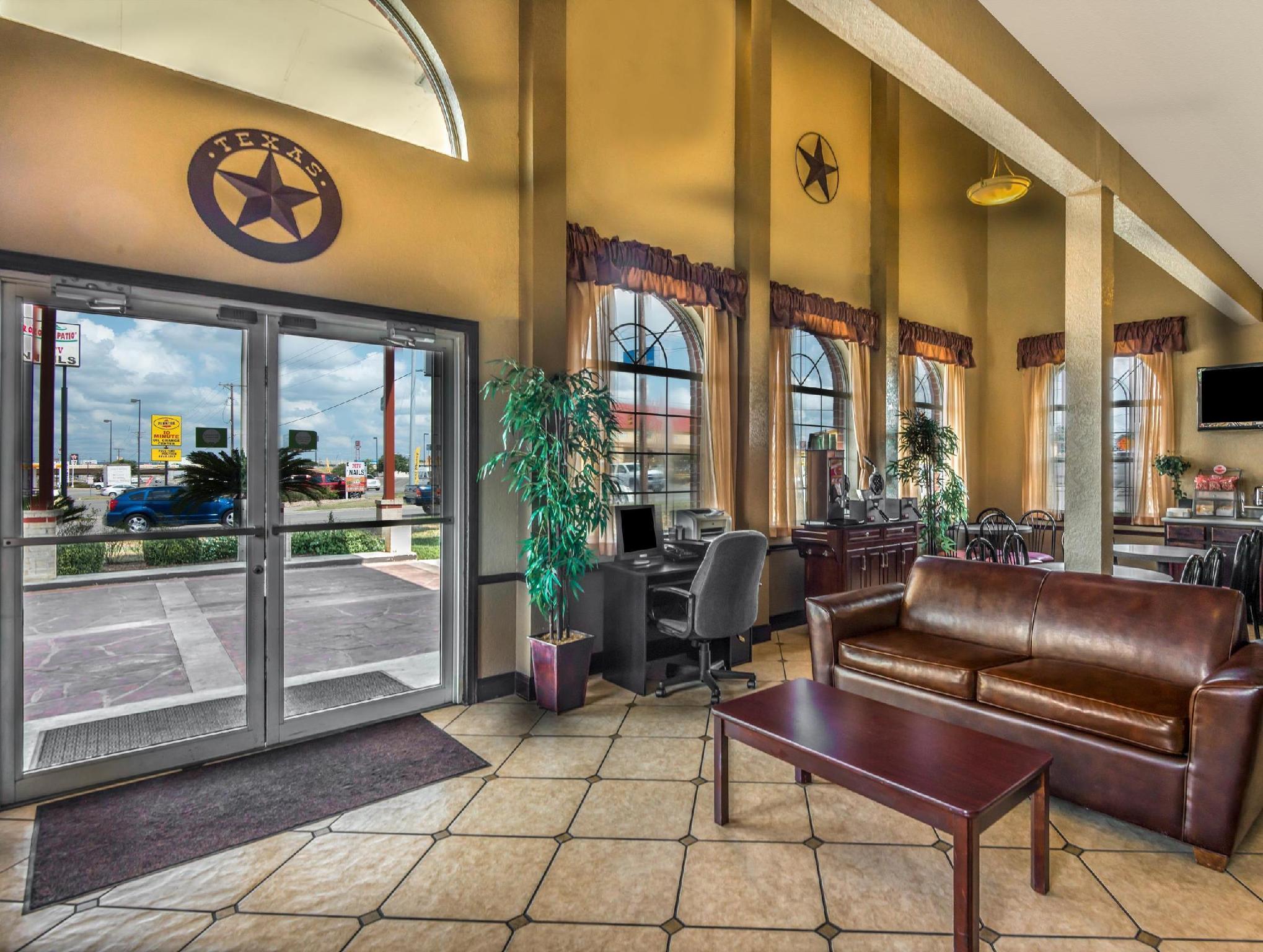 Hill Country Inn & Suites - New Braunfels, Gruene Exterior foto